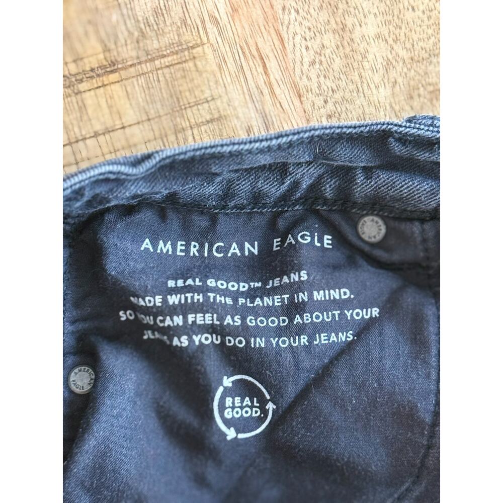 American Eagle Mom Jean Black Wash Distressed Mid Rise Size 00 Real Good Denim - Picture 7 of 14